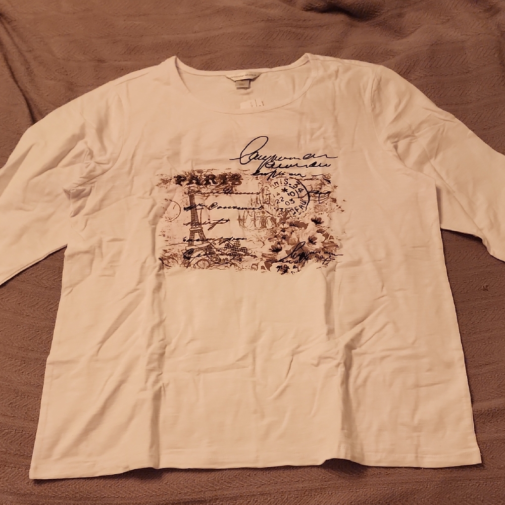 Christopher & Banks White Graphic Top